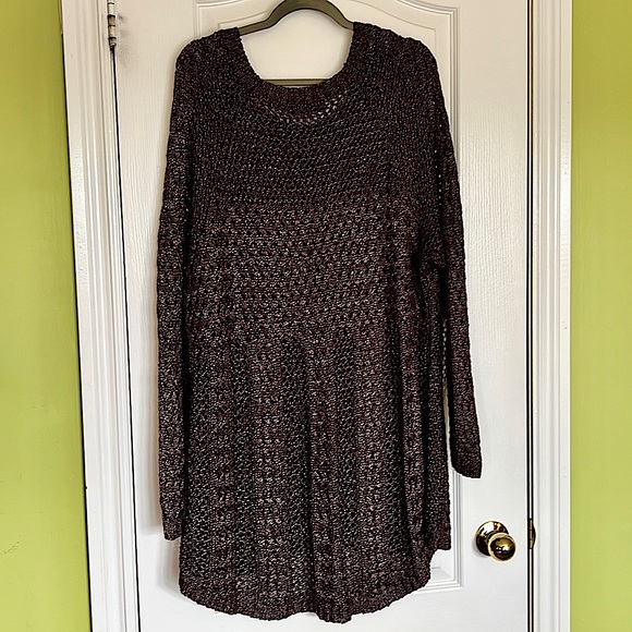 Love & Legend Crochet Sweater - Picture 2 of 7